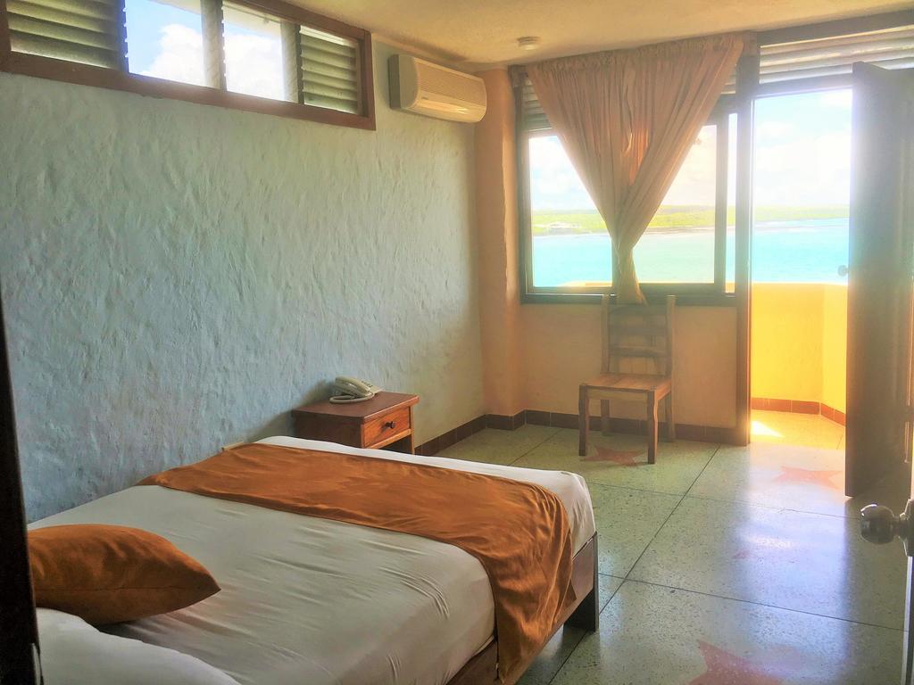 Hostal Estrella De Mar Puerto Ayora  Chambre photo