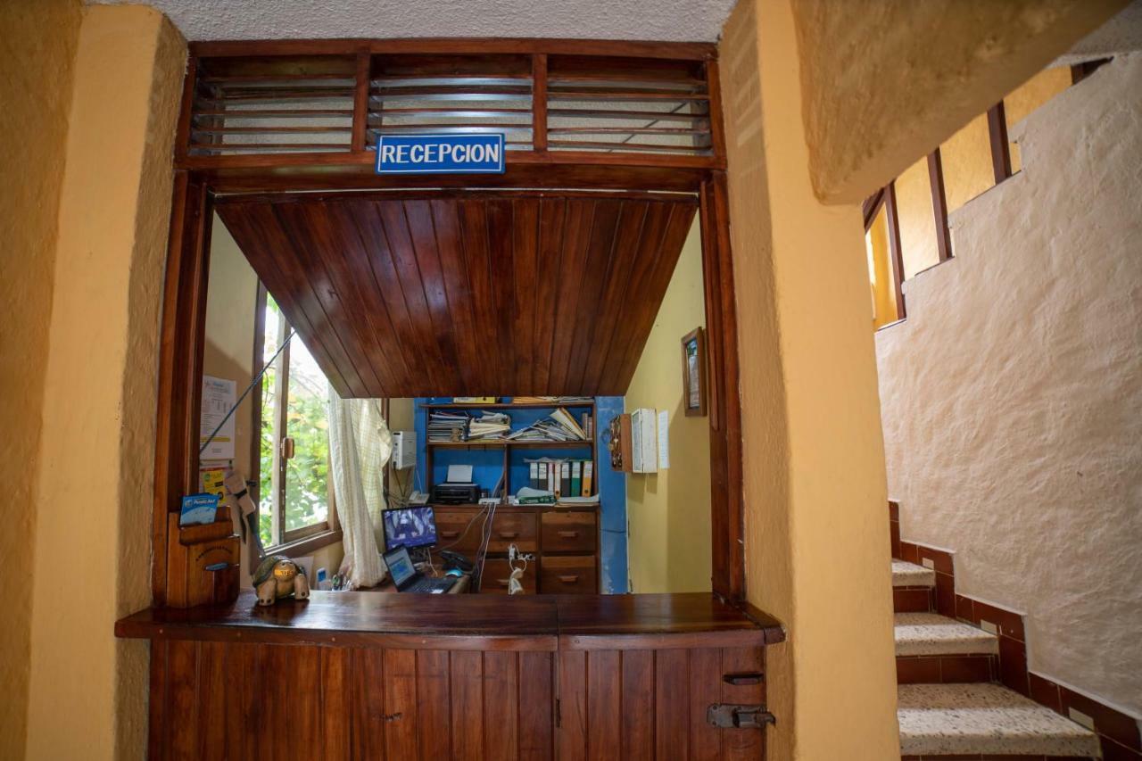 Hostal Estrella De Mar Puerto Ayora  Extérieur photo